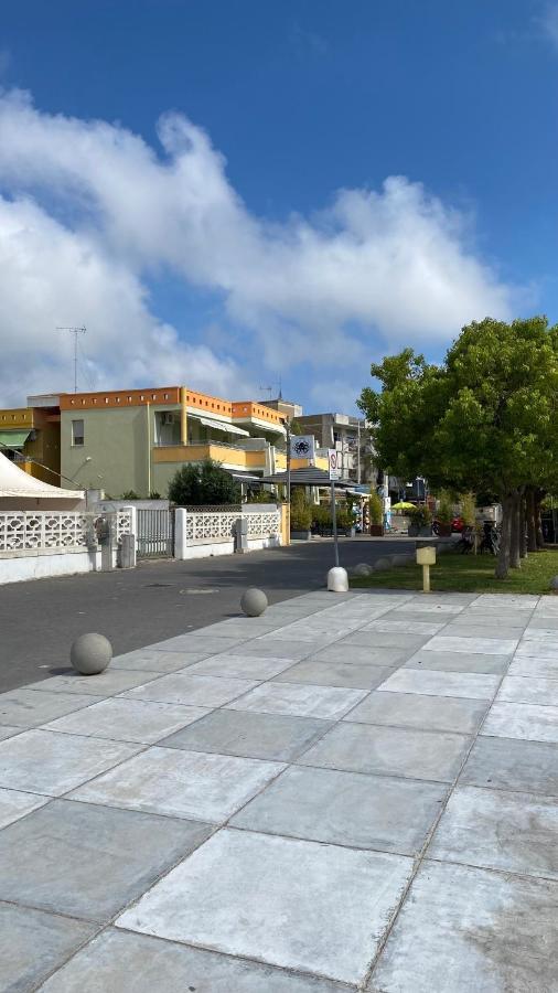 Monolocale Corte A Torre Dell Orso 100M Dal Mare Torre dell'Orso Exterior photo